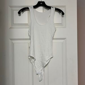 White ribbed body suit